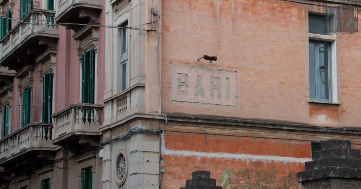 Una barca, un fiume, un forte, un condottiero: qual � la vera origine del nome "Bari"?